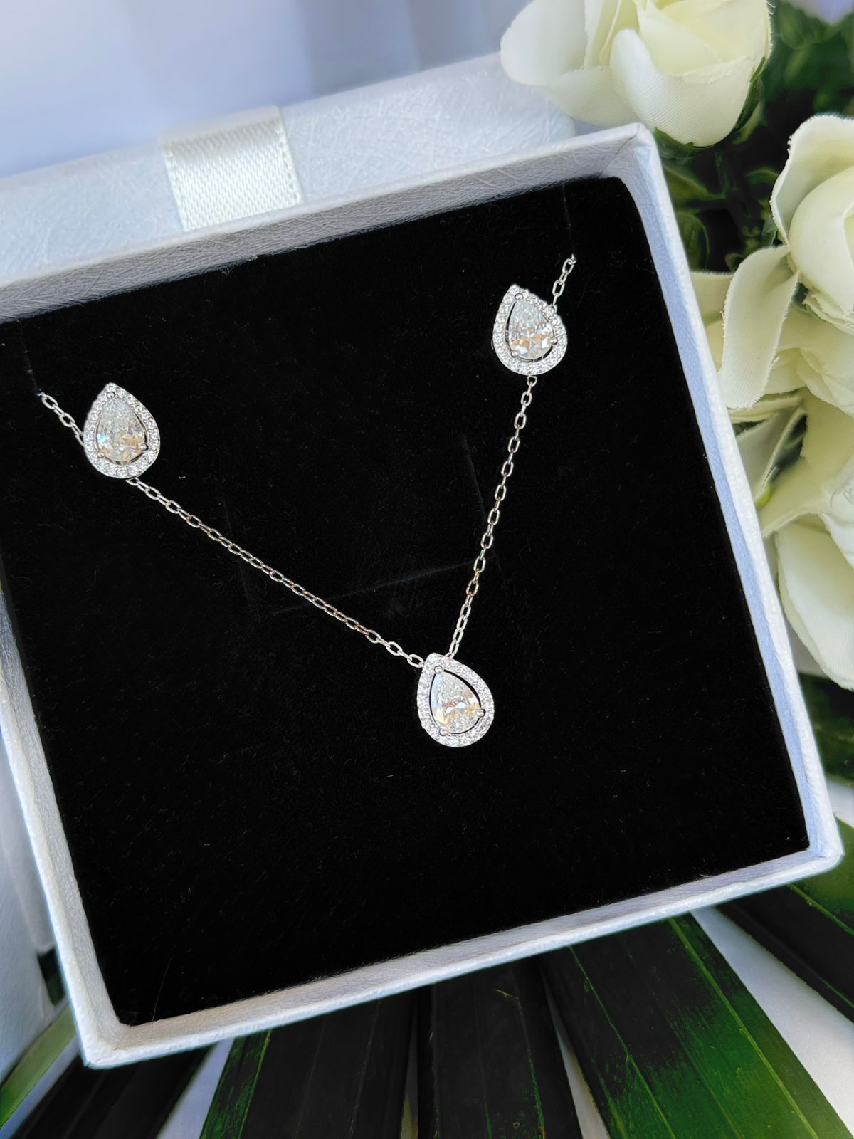 Conjunto Gota Cristal - Imagem 2